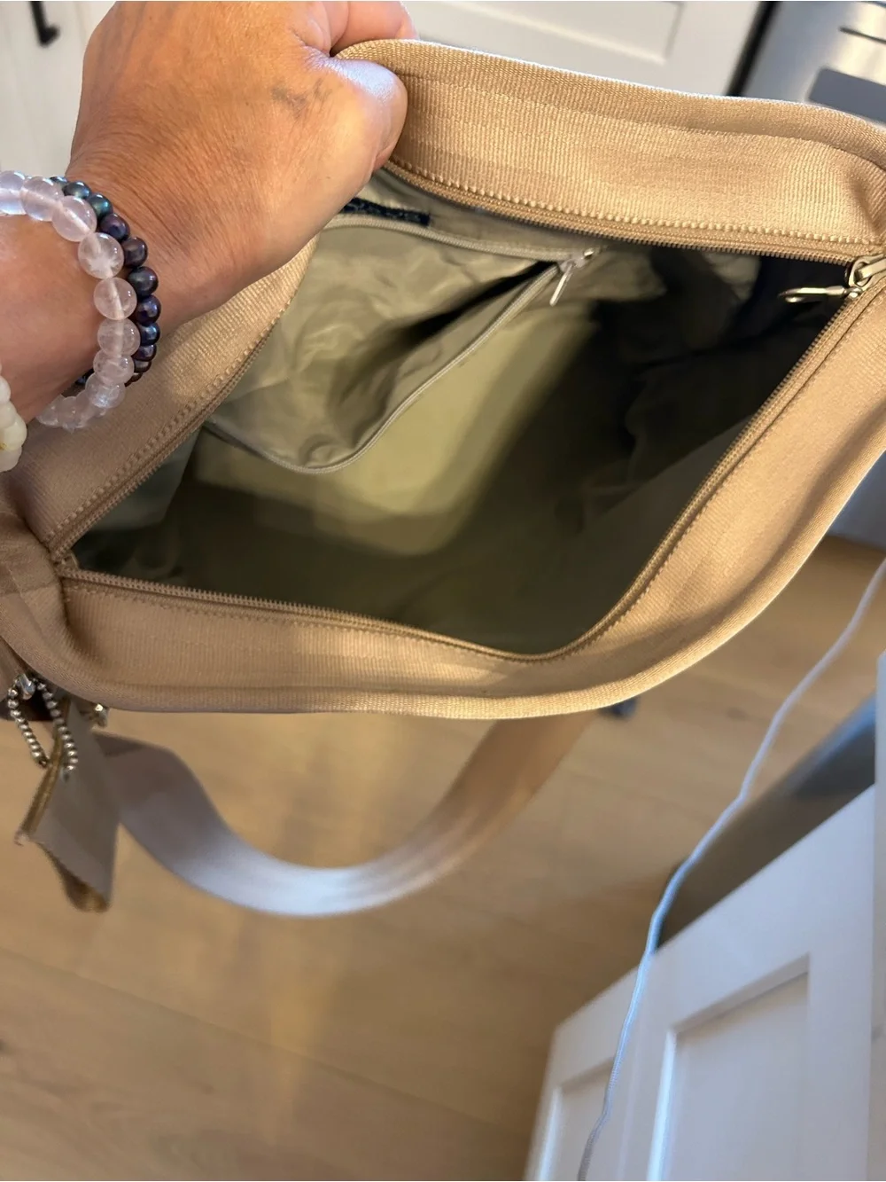 Harvey’s The Original Crossbody Shoulder Bag - Taupe. 13” x 11” x 4”